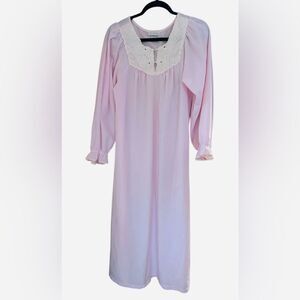 Vintage Miss Elaine Pink Nightgown-Lace Yoke Long Sleeve - Made in USA - Medium